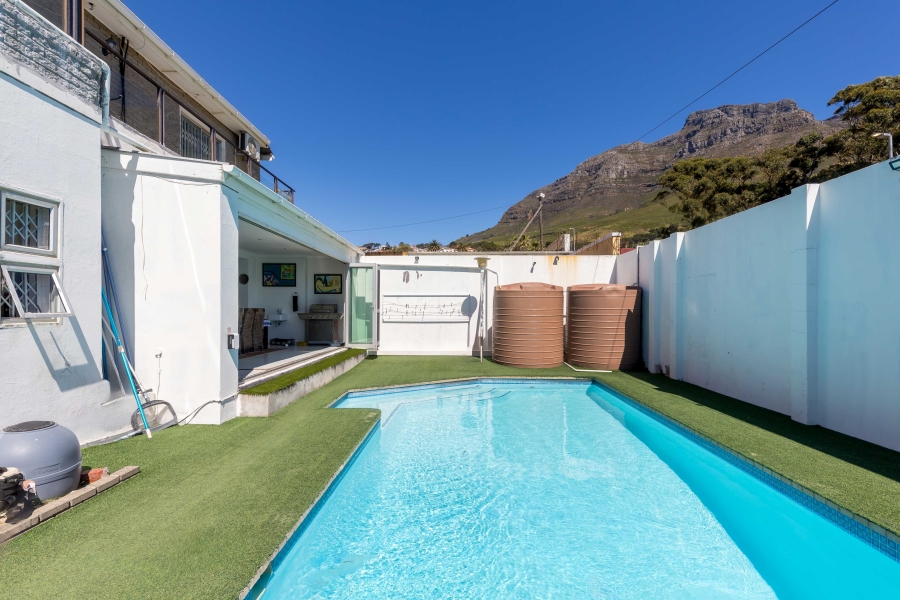 6 Bedroom Property for Sale in Walmer Estate Western Cape